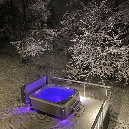 Apart Moidl Mit Privatem Pool ハート・イム・ツィラータール エクステリア 写真